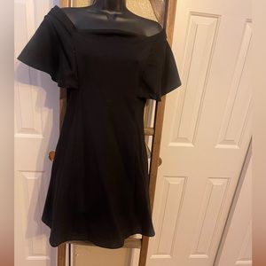 Banana Republic off shoulder Black Dress with Pockets Size S; Very classy!